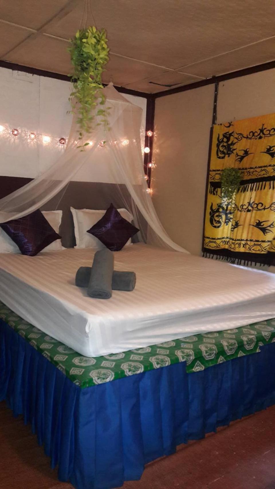 Jungle Hut Bungalows & Hotel Haad Chao Phao Room photo