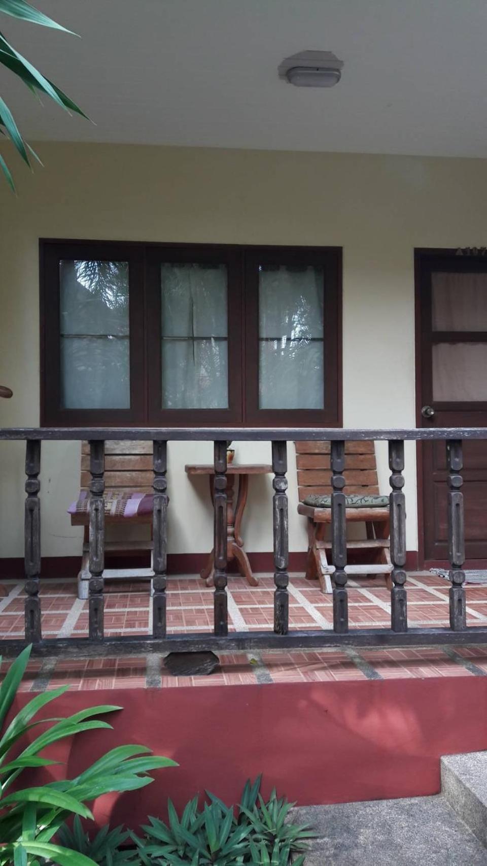 Jungle Hut Bungalows & Hotel Haad Chao Phao Room photo